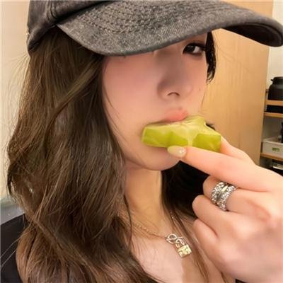 漂亮宝贝直播中 在线观看